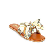 Load image into Gallery viewer, Mandy Sandals (Beige Multi)
