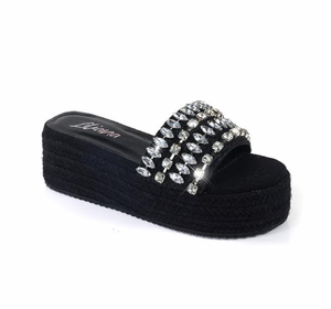 Veneta Sandals (Black)