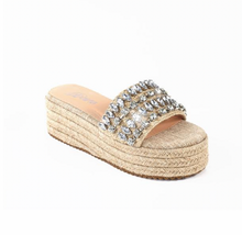Load image into Gallery viewer, Veneta Sandals (Natural)
