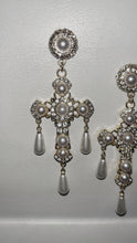 Load and play video in Gallery viewer, Pearl Cross Earrings-Gold
